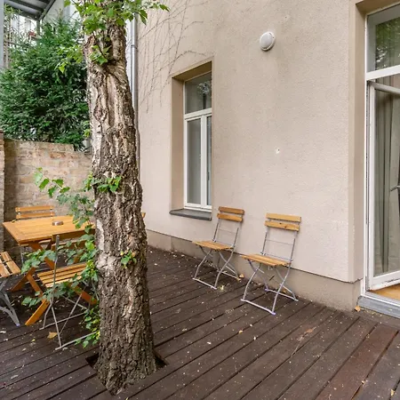 Mooeve Boxi With Patio Apartment Berlin