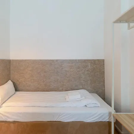 Mooeve Boxi With Patio *