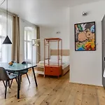Apartment Mooeve Boxi Big Berlin