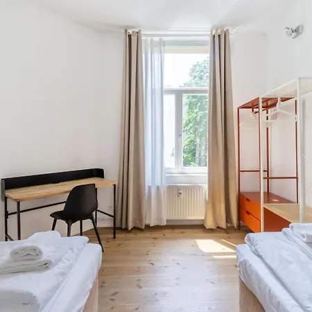 Mooeve Boxi Big Apartament *